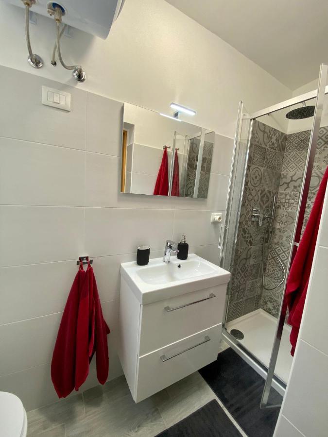 Pisani Apartment Bari Exterior foto