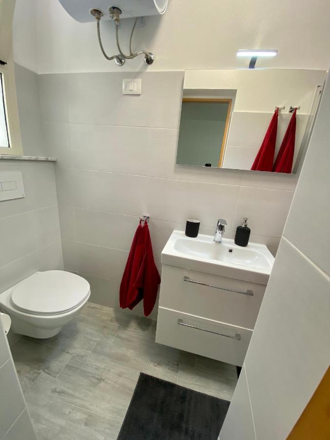 Pisani Apartment Bari Exterior foto